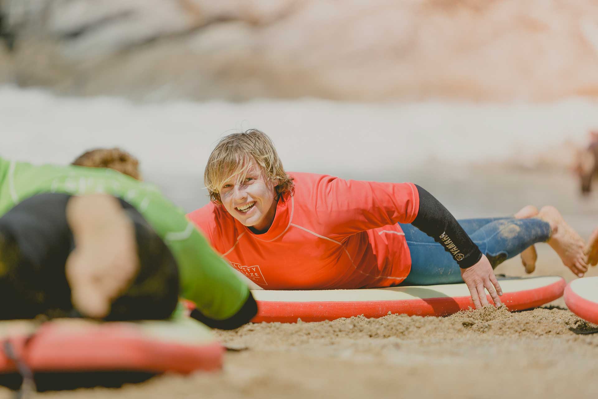GROUP SURF LESSONS IN NEWQUAY